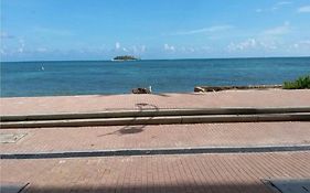Caribbean Island Hotel Piso 1